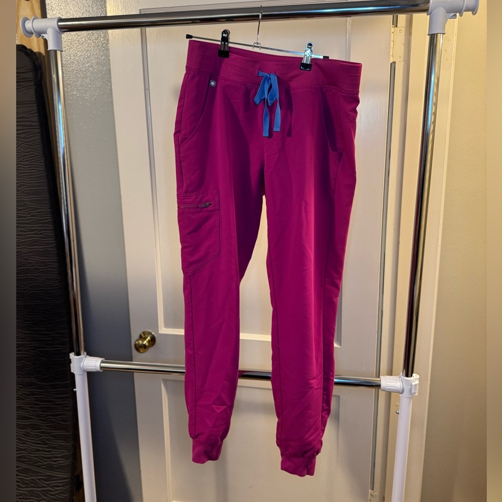 Figs scrub pants - Small - Zamora Jogger - Raspberry